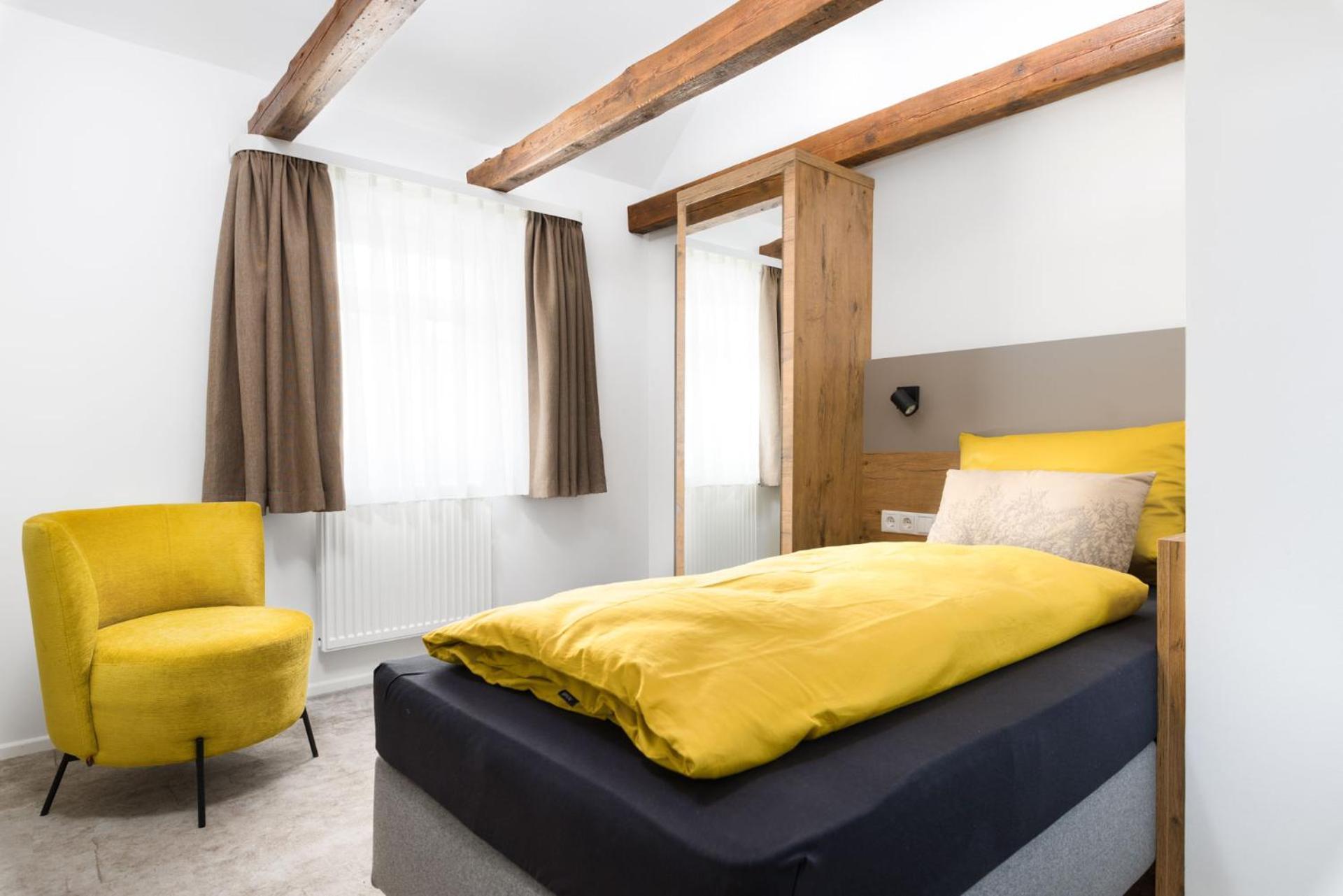 Hotel Zur Traube Uffenheim ภายนอก รูปภาพ