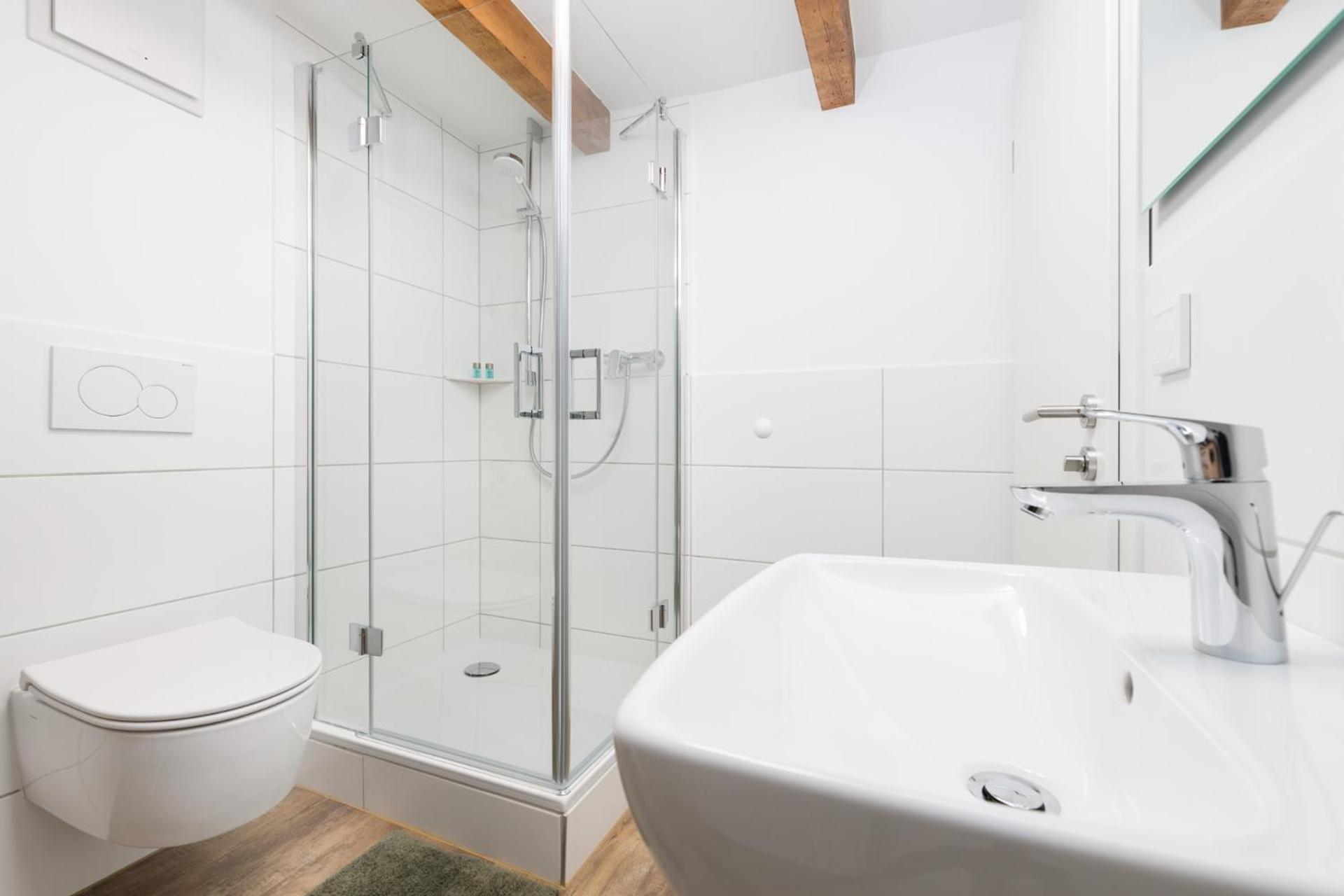Hotel Zur Traube Uffenheim ภายนอก รูปภาพ