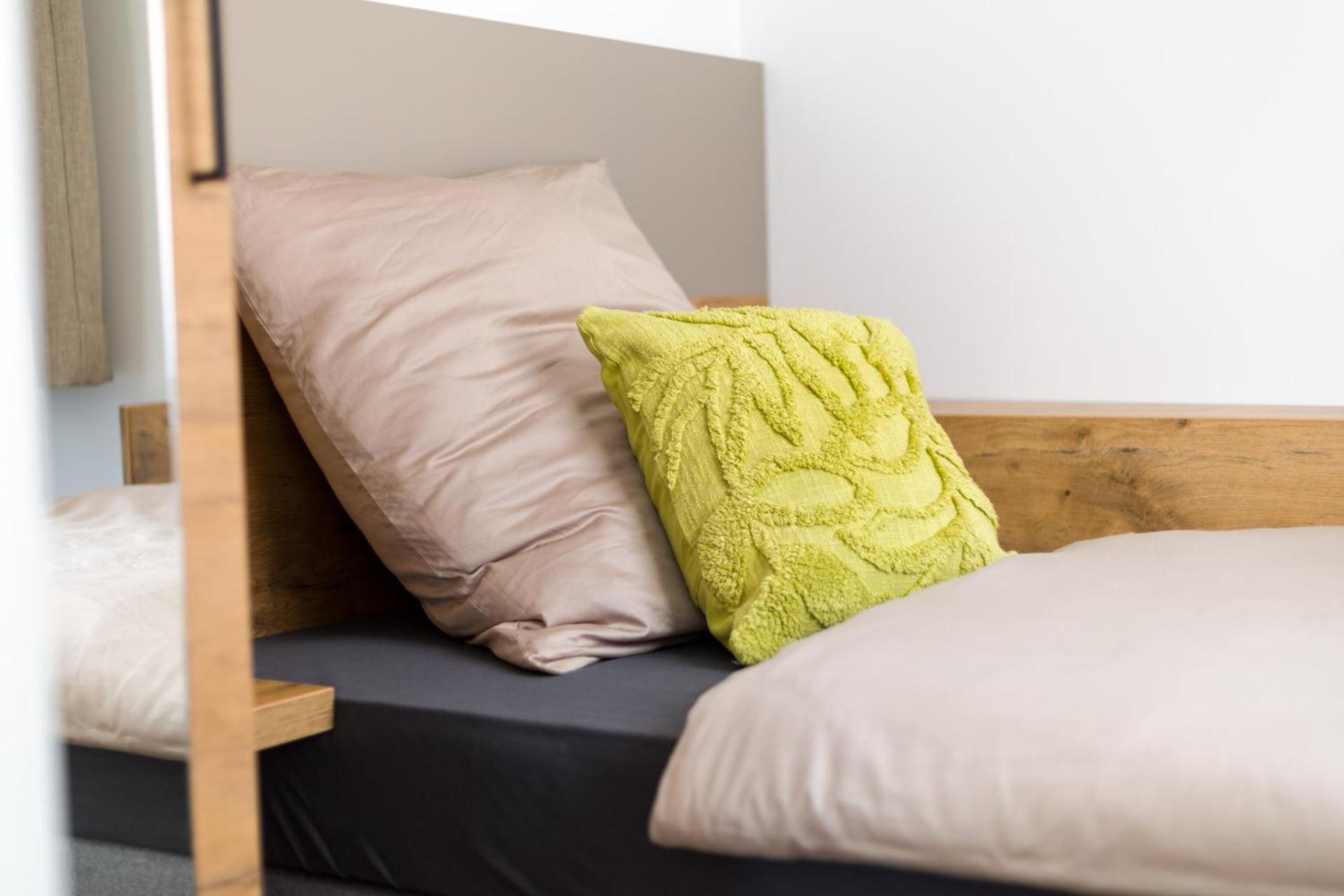 Hotel Zur Traube Uffenheim ภายนอก รูปภาพ