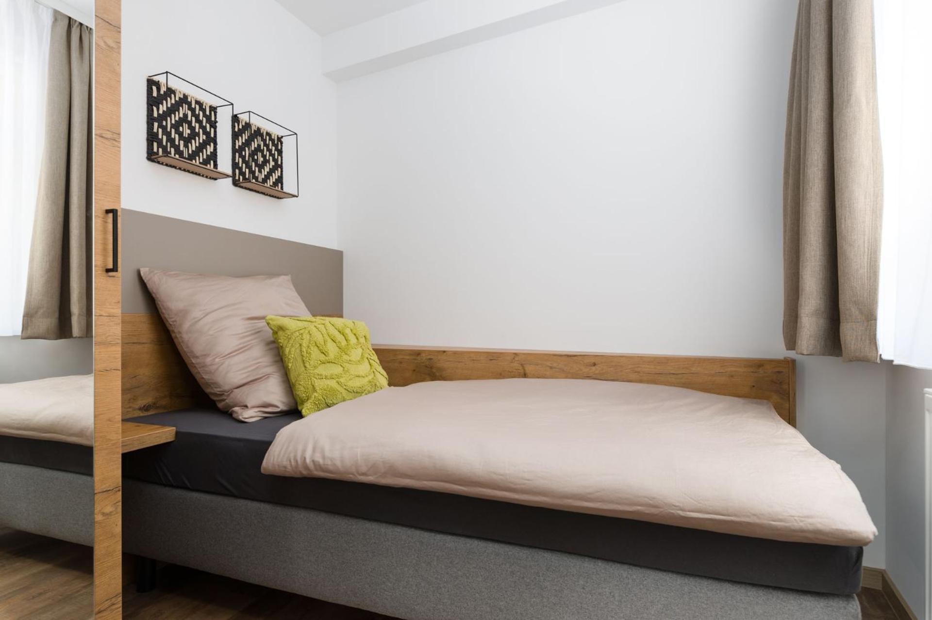 Hotel Zur Traube Uffenheim ภายนอก รูปภาพ